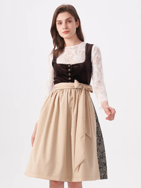 Svádění sametového dirndl