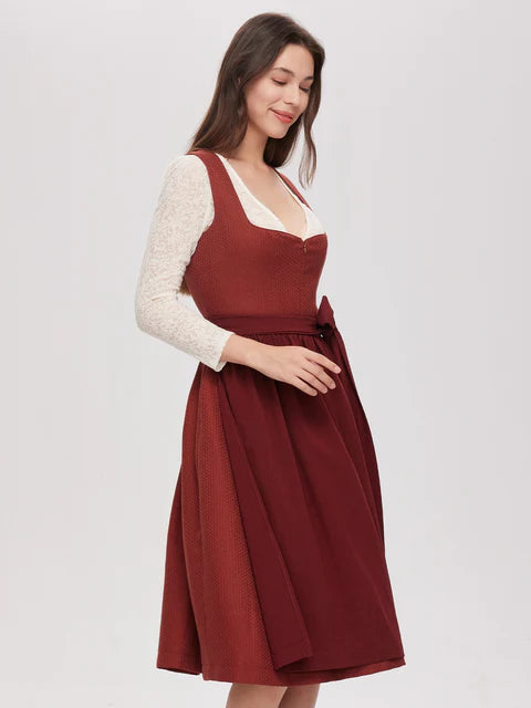 The versatility of the dark red dirndl: stylish combinations for every occasion