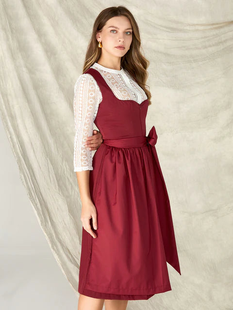 Die faszinierenden Farbvarianten der Dirndl - Weinrot und Grün - Rot