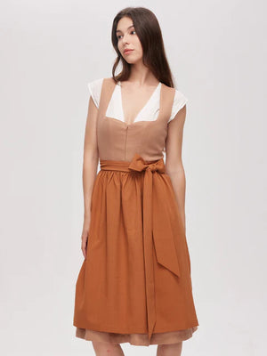 Brown dirndls with color accents: A timeless trend for modern women
