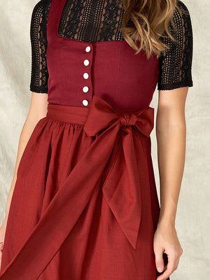 The Dirndl Red znovuobjevená: Tradice splňuje módní trendy