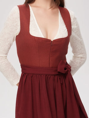 Ontdek de wereld van Dirndls voor Oktoberfest: een inzicht in traditie en mode