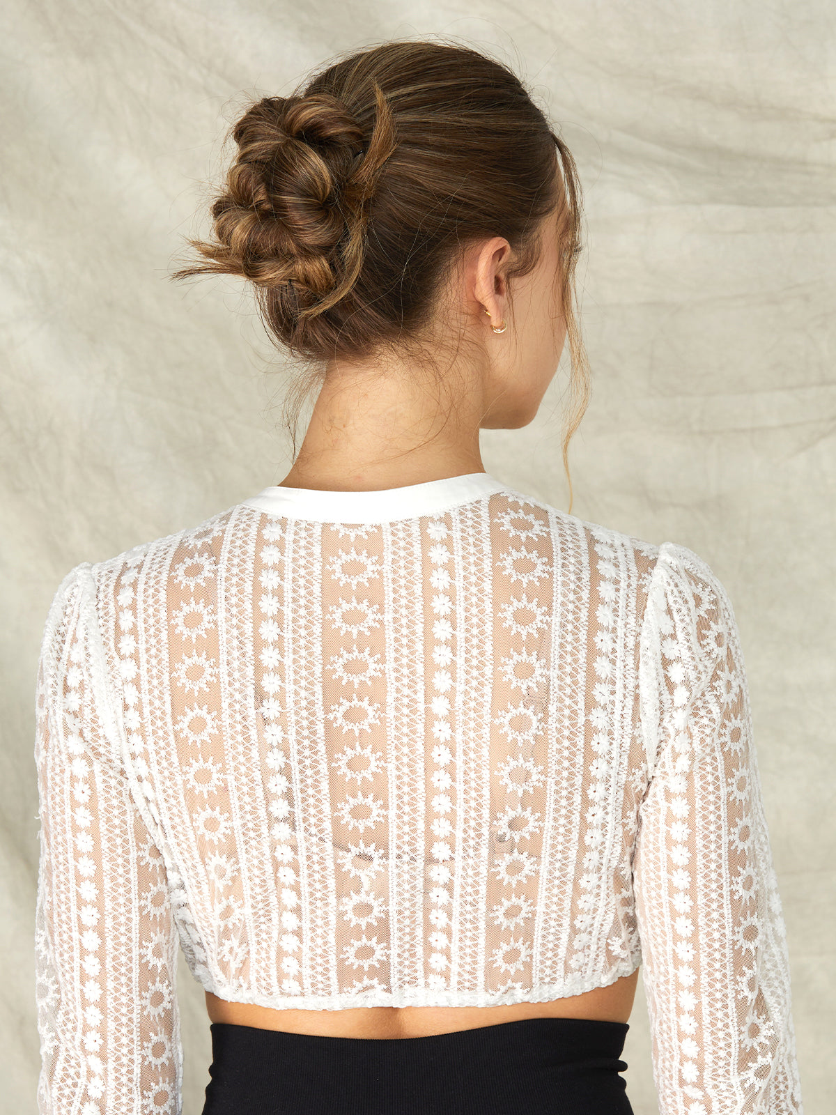 White long-sleeved dirndl blouse made of lace Wenny 