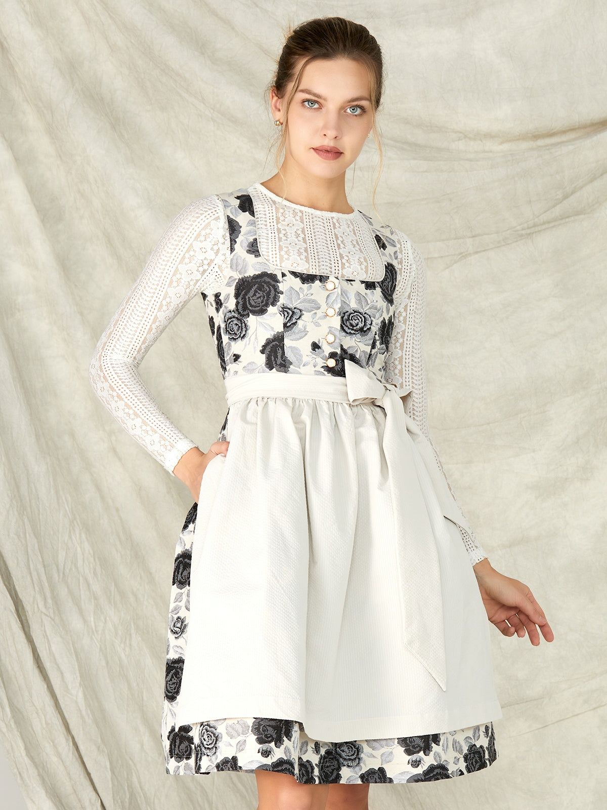 Schwarze Knöpfen Gerader Ausschnitt Dirndl Royan