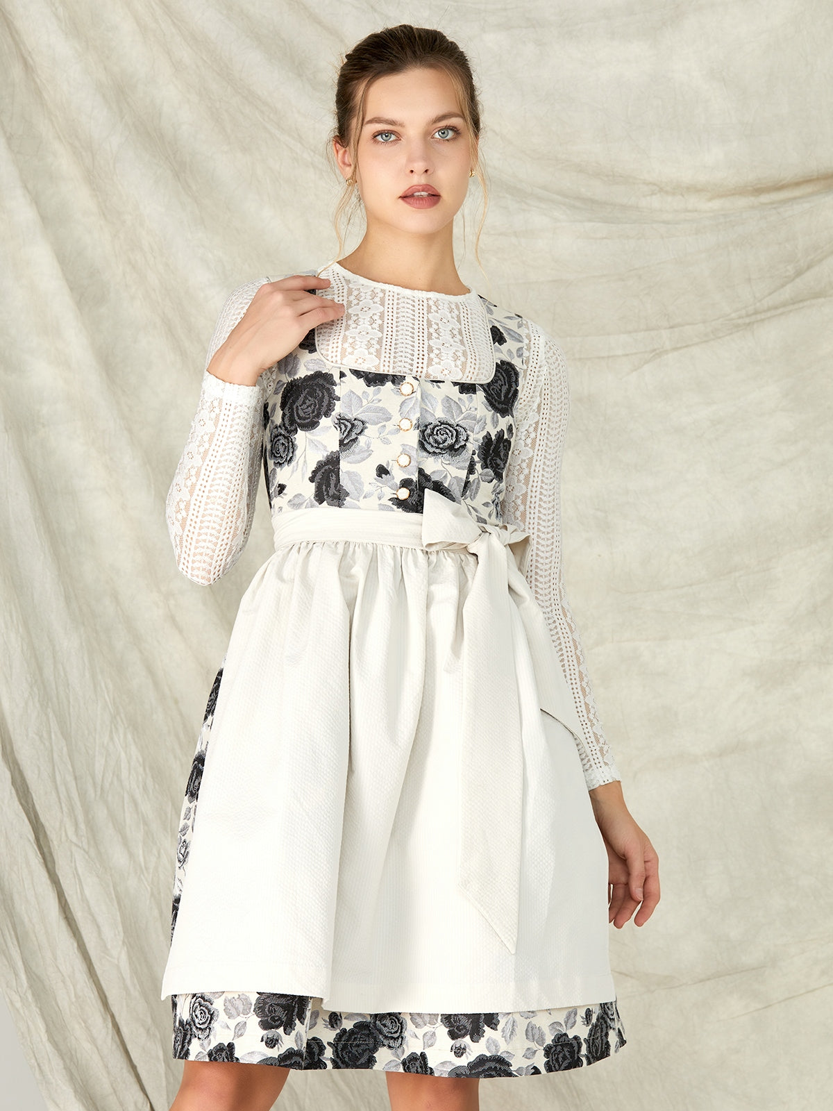 Schwarze Knöpfen Gerader Ausschnitt Dirndl Royan