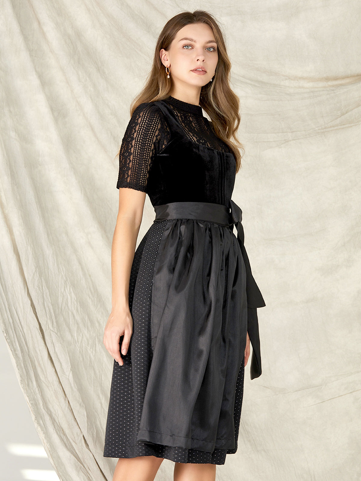 Black straight neckline Dirndl Delia 