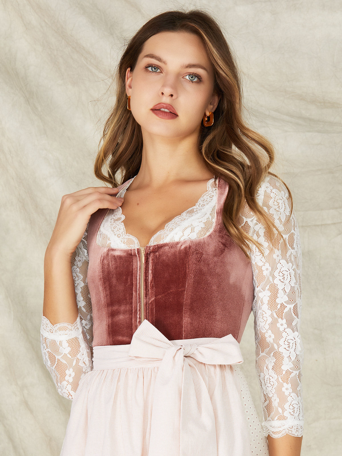 Pink Velvet Dirndl Straight Neckline Florence 