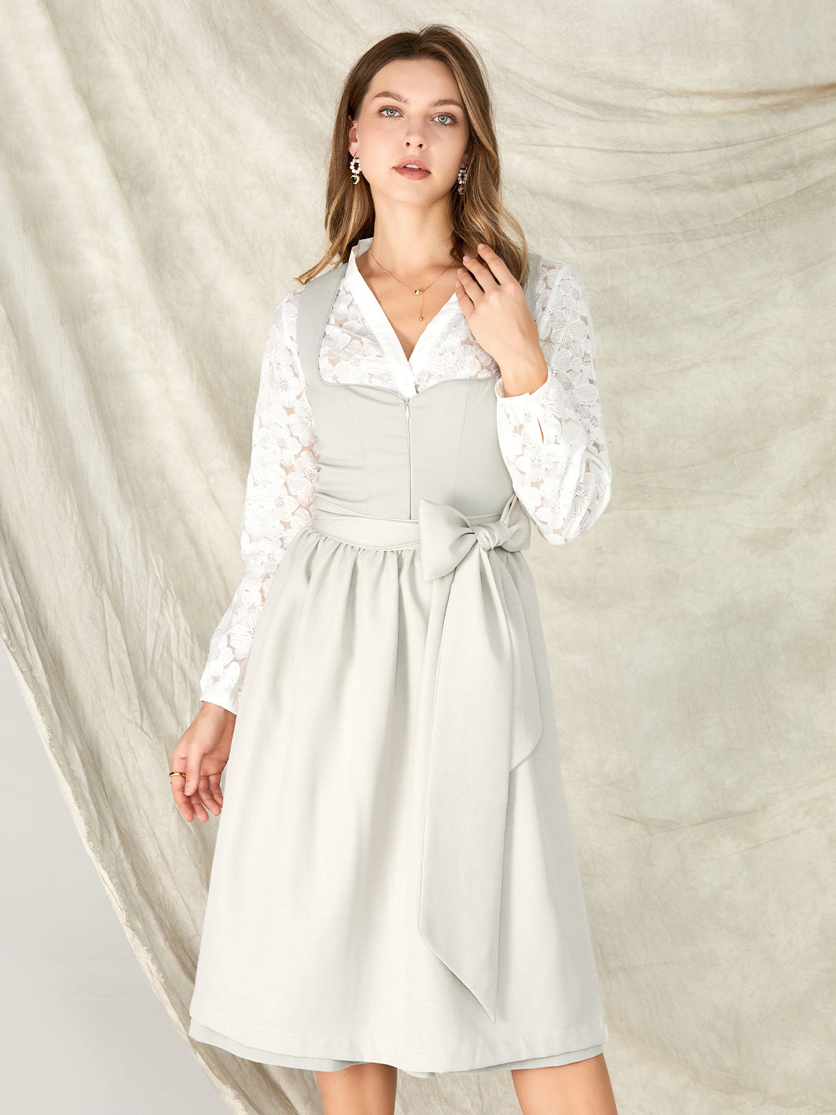 Grau Reißverschluss Vorne Herz-Ausschnitt Dirndl Vivia