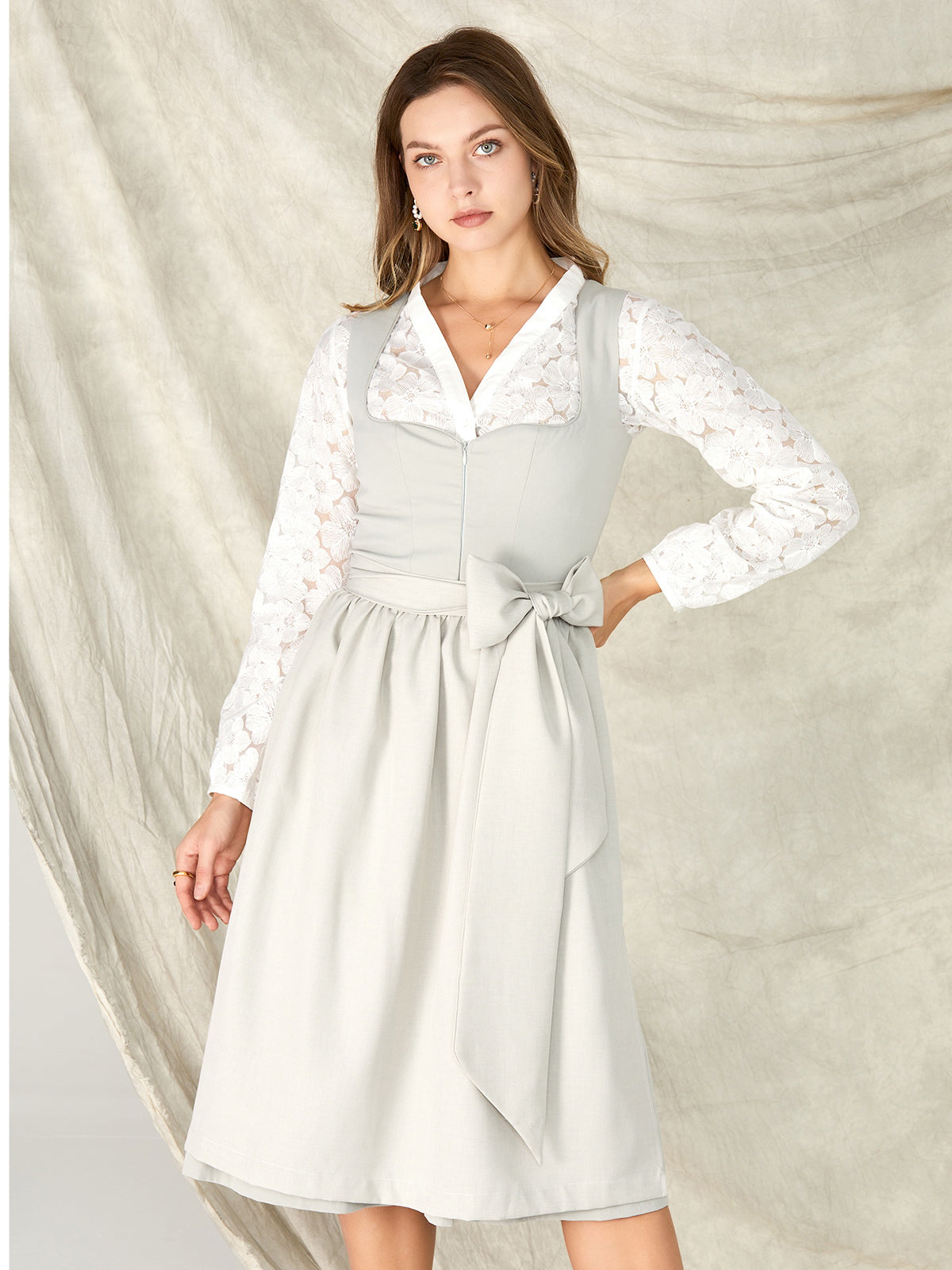 Grau Reißverschluss Vorne Herz-Ausschnitt Dirndl Vivia