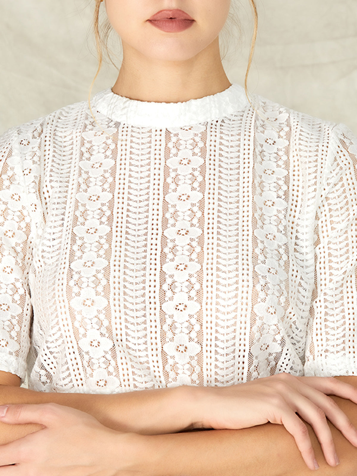 Weiß Hochgeschlossen Floralem Muster Dirndlbluse Andora