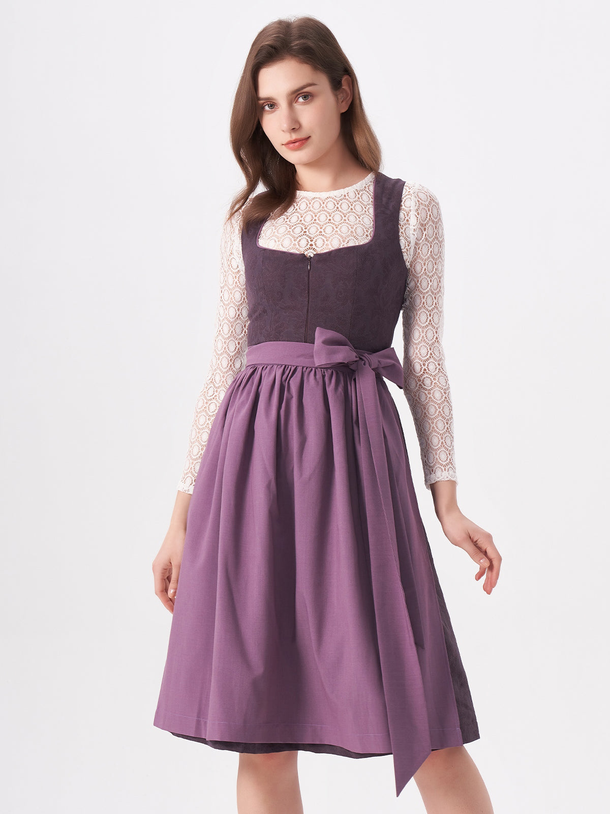 Dirndl In Lila Mit Gemustertes Akela