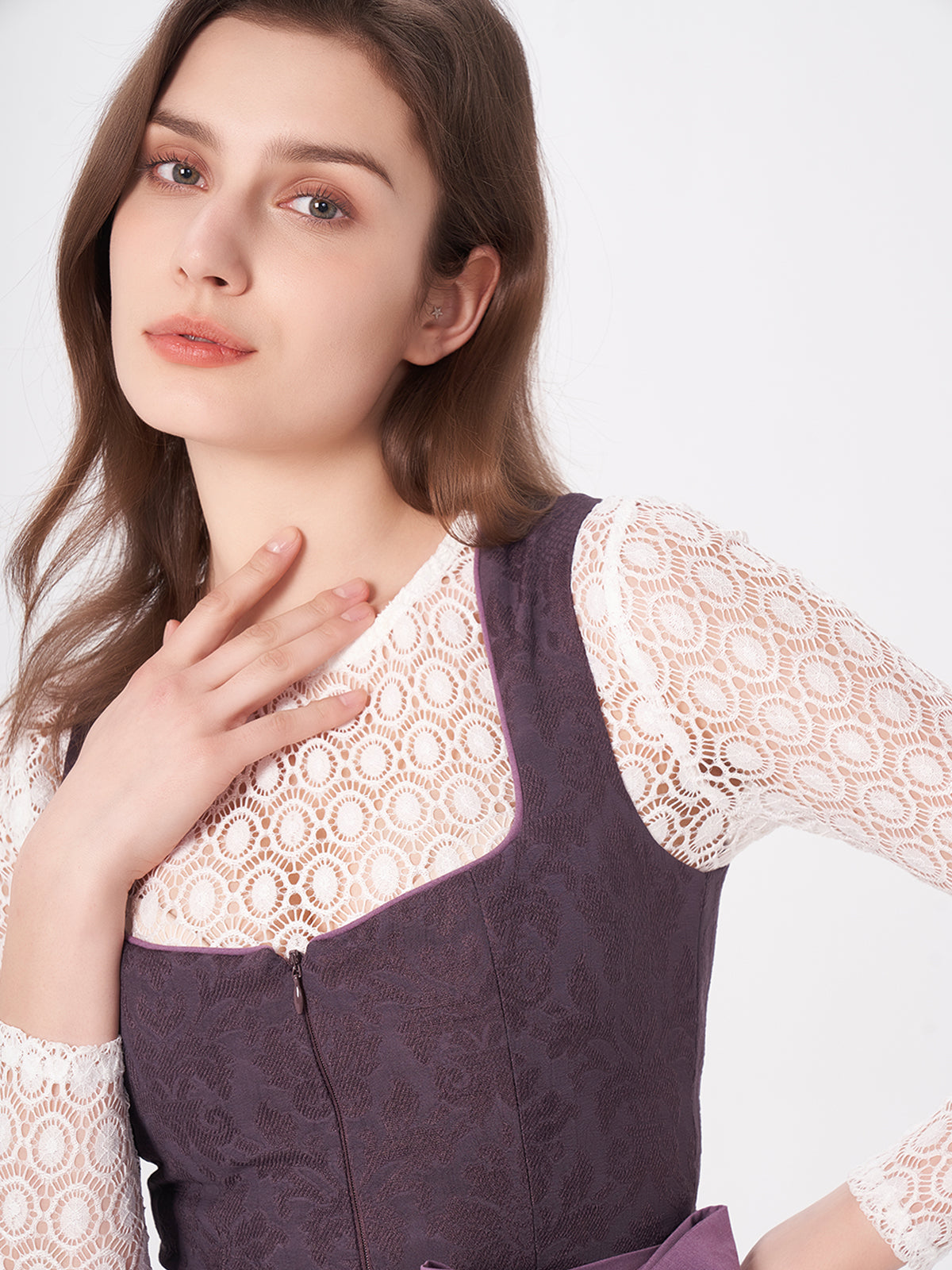 Dirndl In Lila Mit Gemustertes Akela