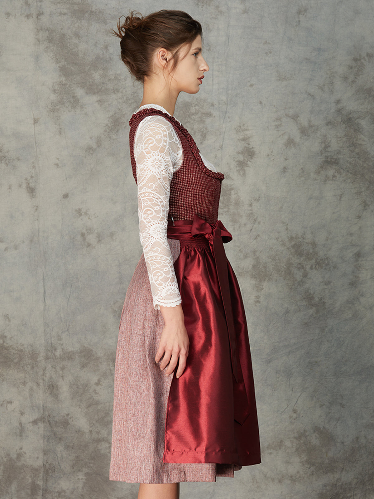 White high-necked dirndl blouse made of lace Morina 